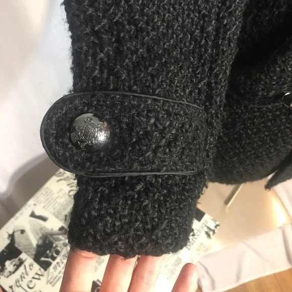 Black Pea coat with belt - Picture 6 of 10